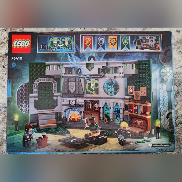 Lego Harry Potter Slitherin House Banner 76410 - Picture 2 of 2